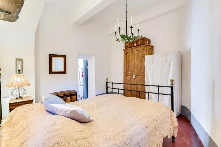 Image No.16-1 Bed House for sale