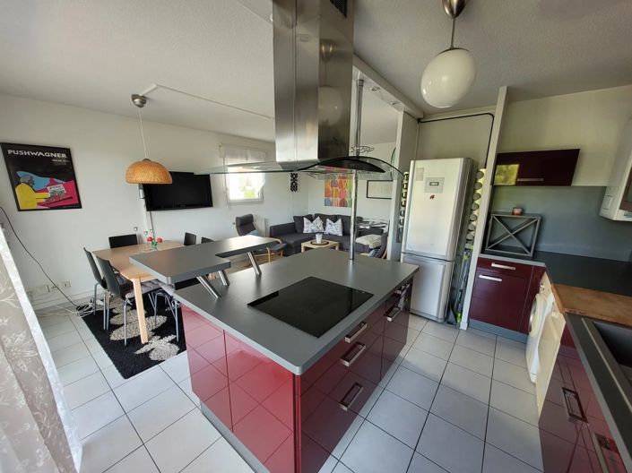 Image No.8-2 Bed Apartment for sale