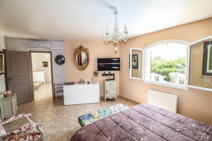 Image No.17-4 Bed Villa for sale