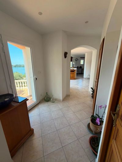 Image No.17-3 Bed House for sale