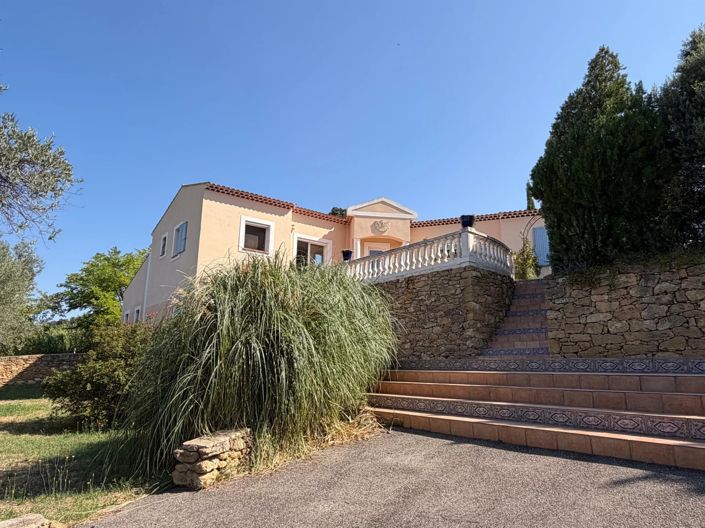 Image No.8-3 Bed House for sale
