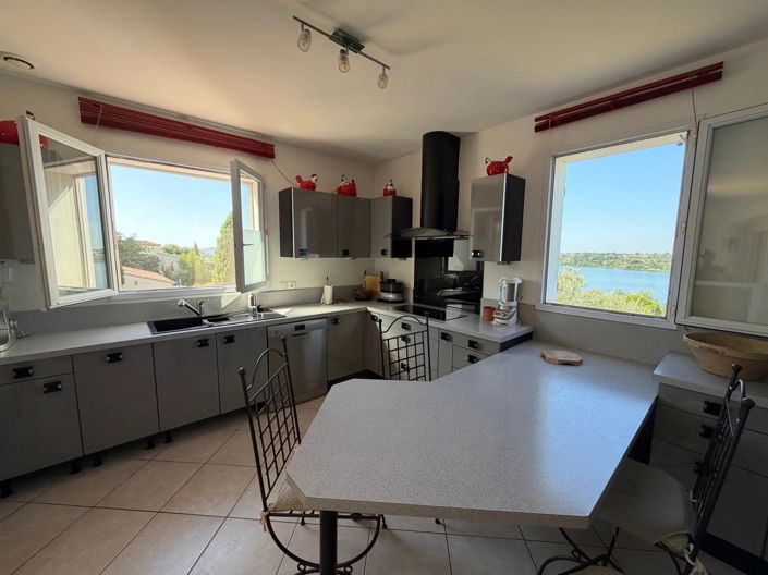 Image No.9-3 Bed House for sale