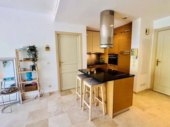 Image No.9-1 Bed Apartment for sale