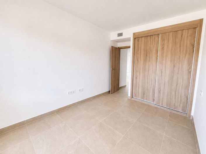 Image No.13-2 Bed Property for sale