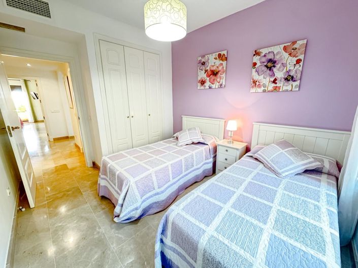 Image No.20-2 Bed Property for sale