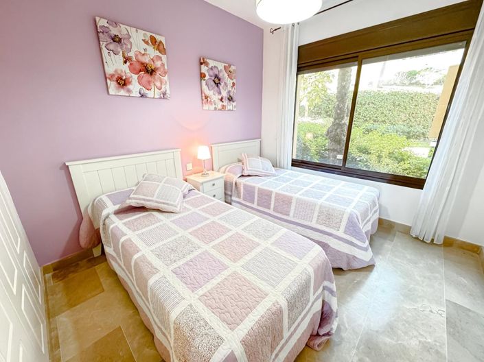 Image No.21-2 Bed Property for sale