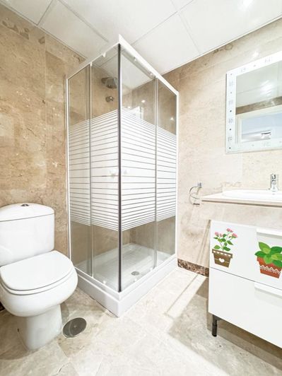 Image No.23-2 Bed Property for sale