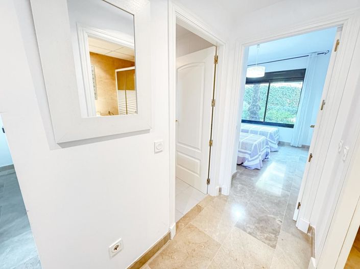 Image No.24-2 Bed Property for sale