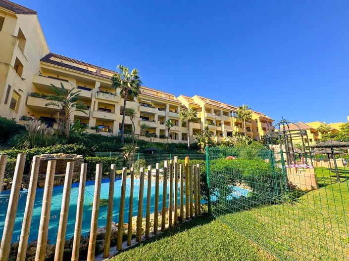 Image No.41-2 Bed Property for sale