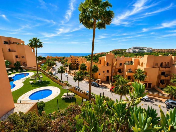Image No.41-2 Bed Property for sale