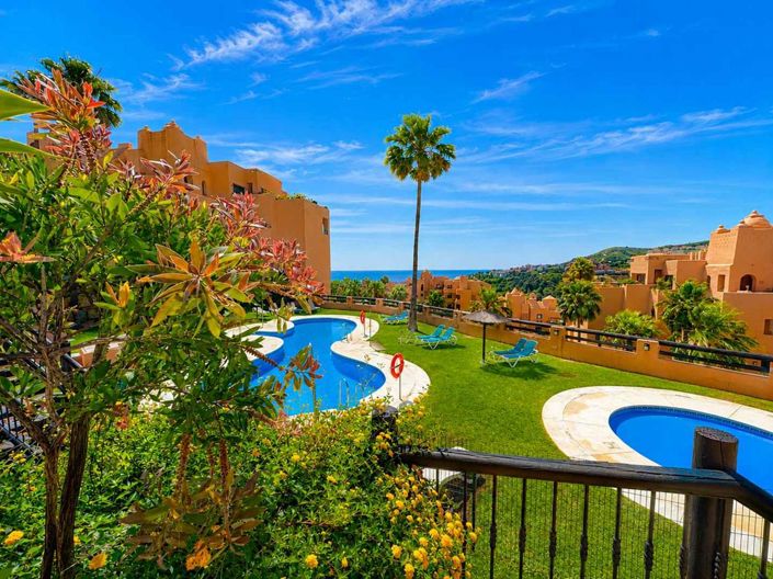 Image No.45-2 Bed Property for sale