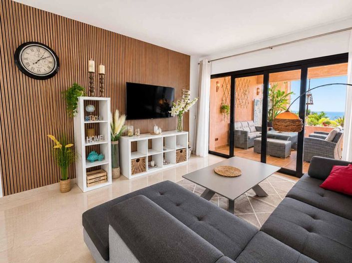 Image No.6-2 Bed Property for sale