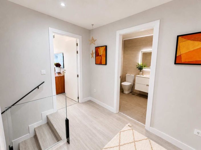 Image No.22-3 Bed Property for sale