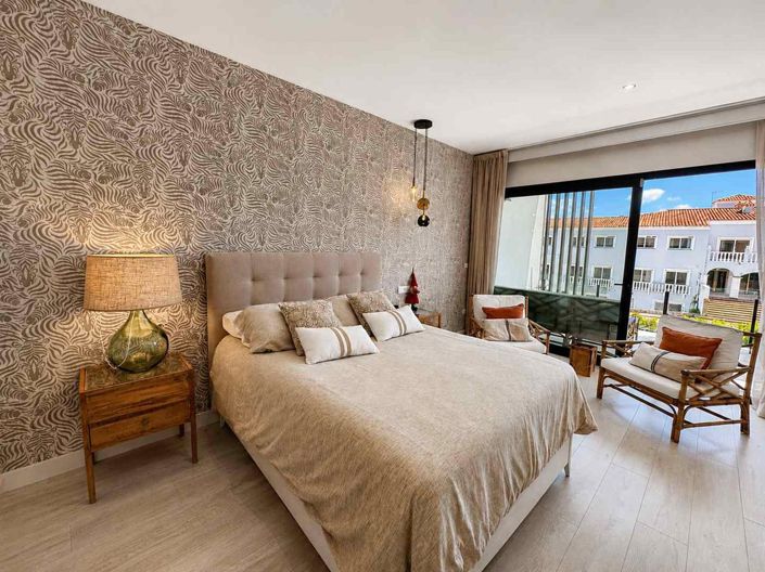 Image No.26-3 Bed Property for sale
