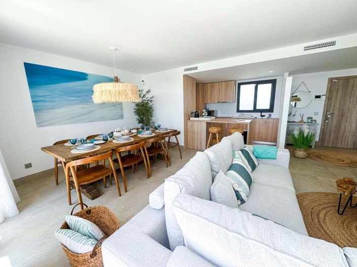 Image No.20-3 Bed Property for sale