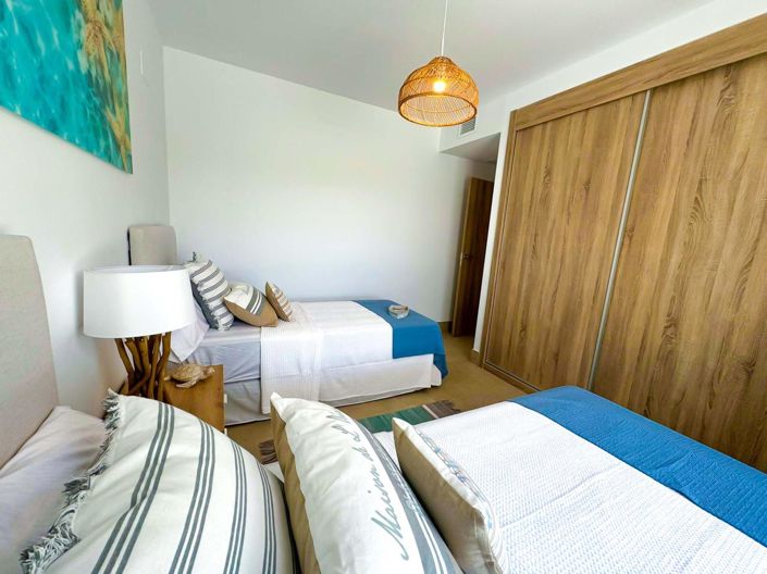 Image No.39-3 Bed Property for sale