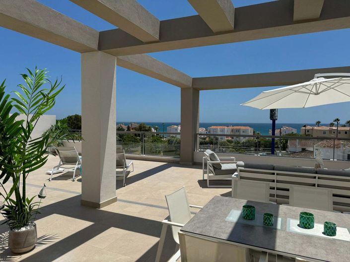 Image No.47-3 Bed Property for sale