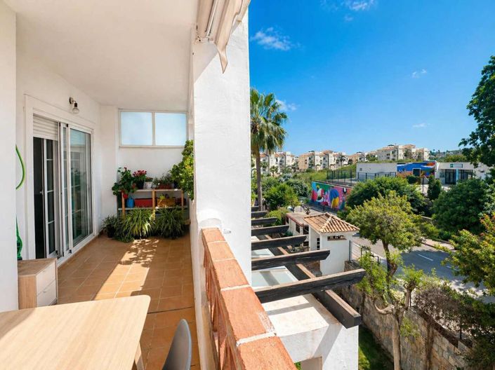 Image No.31-2 Bed Property for sale