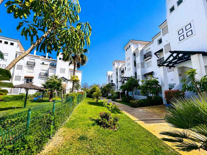 Image No.35-2 Bed Property for sale