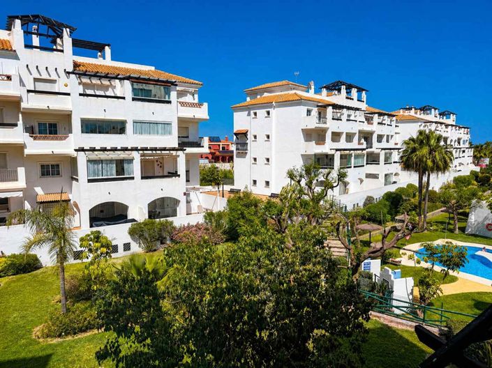 Image No.41-2 Bed Property for sale