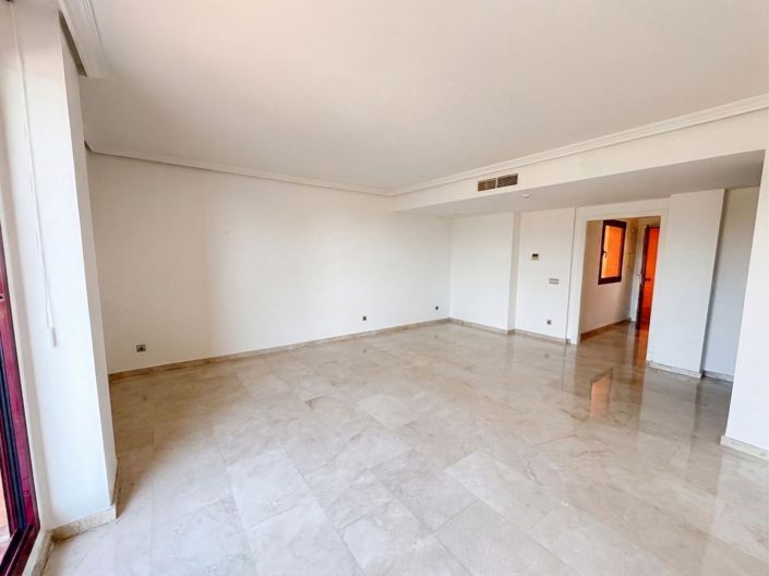 Image No.16-2 Bed Property for sale