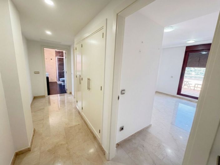 Image No.31-2 Bed Property for sale