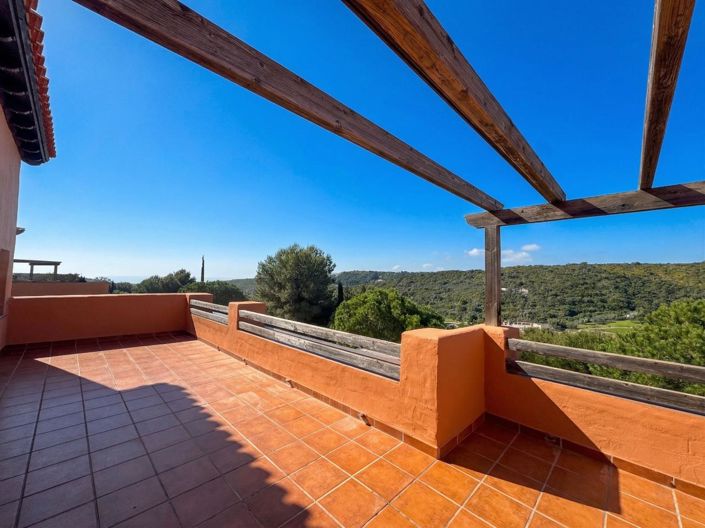 Image No.45-2 Bed Property for sale