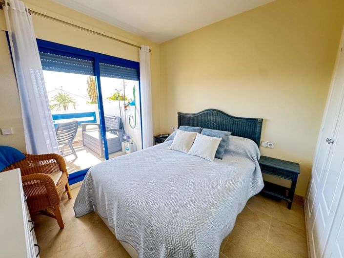 Image No.11-2 Bed Property for sale