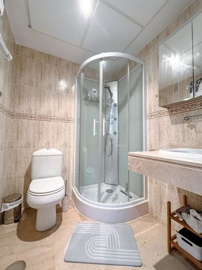 Image No.17-2 Bed Property for sale
