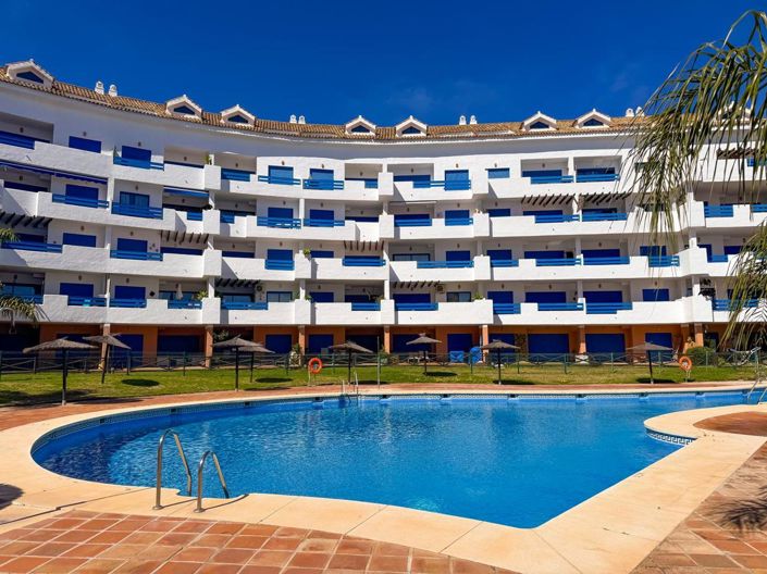 Image No.27-2 Bed Property for sale