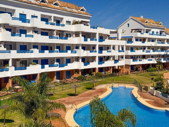 Image No.28-2 Bed Property for sale