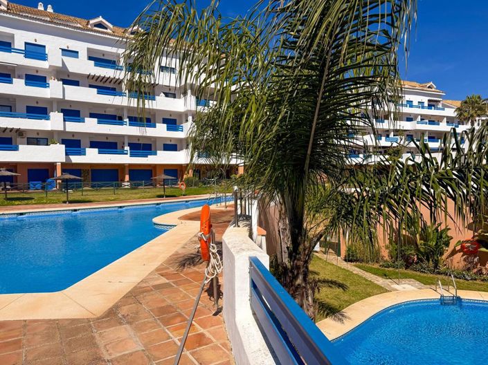 Image No.30-2 Bed Property for sale