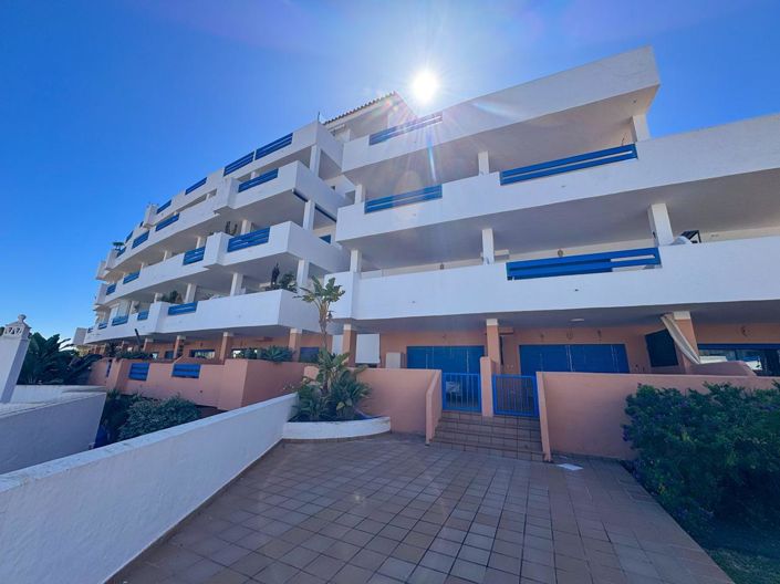 Image No.35-2 Bed Property for sale