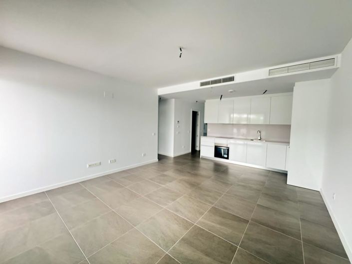 Image No.11-4 Bed Property for sale
