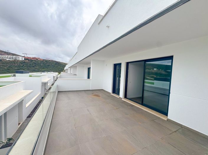 Image No.30-4 Bed Property for sale