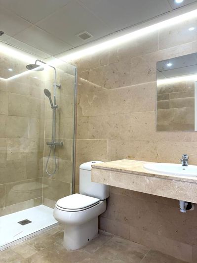 Image No.21-3 Bed Property for sale