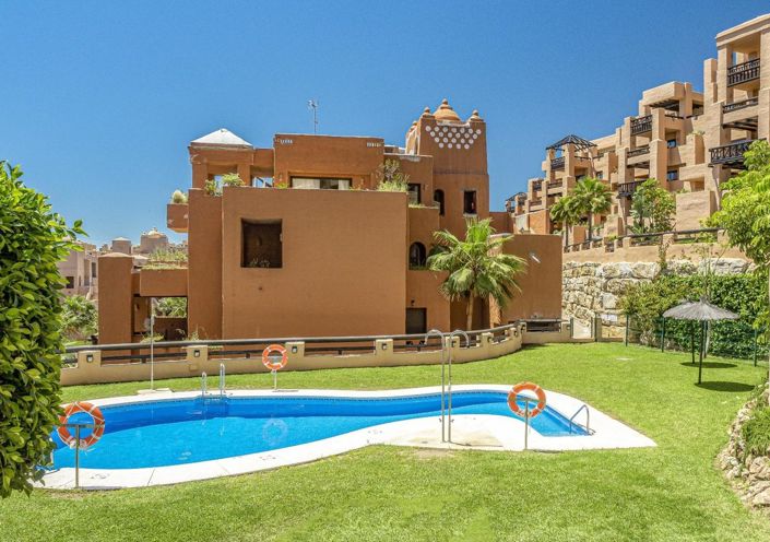 Image No.25-3 Bed Property for sale