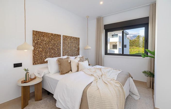 Image No.29-3 Bed Property for sale