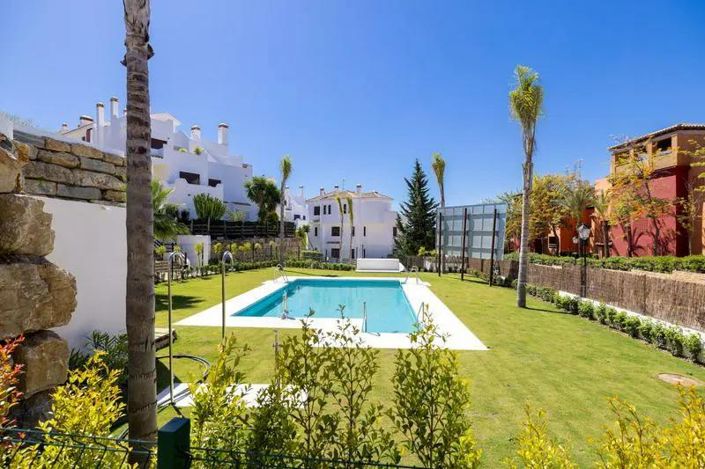 Image No.42-3 Bed Property for sale