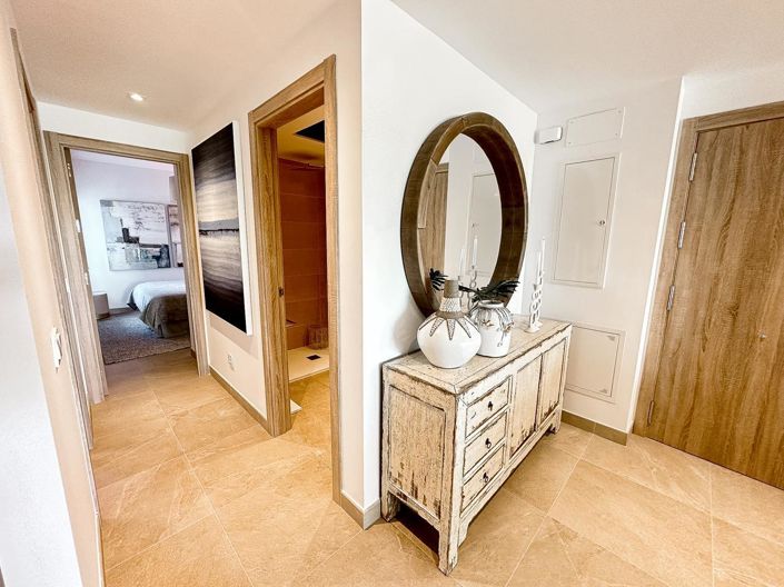 Image No.27-2 Bed Property for sale