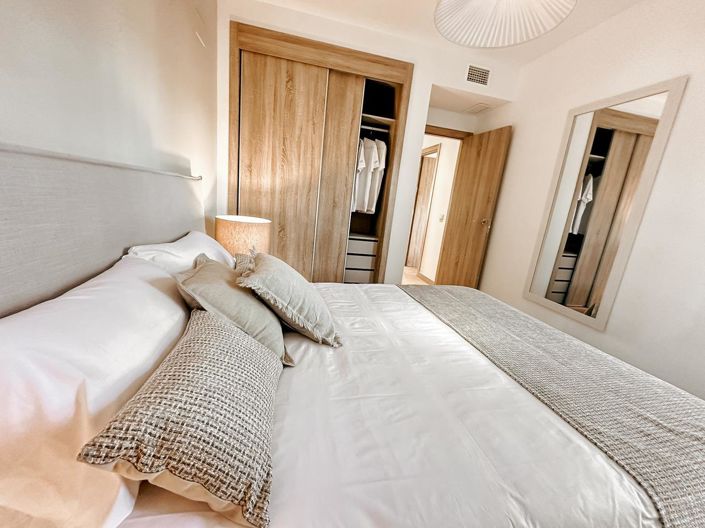 Image No.31-2 Bed Property for sale