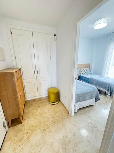Image No.23-3 Bed Property for sale