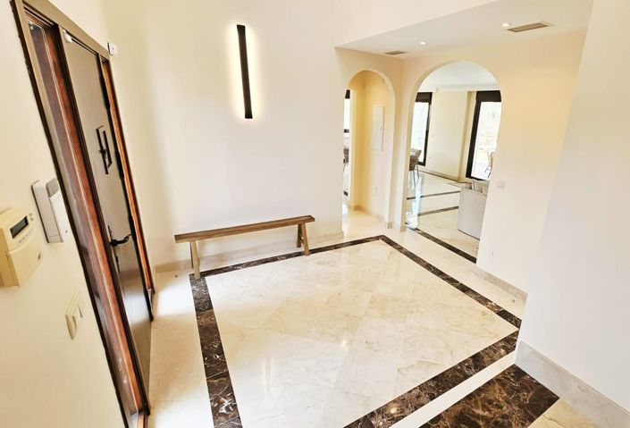 Image No.23-3 Bed Property for sale