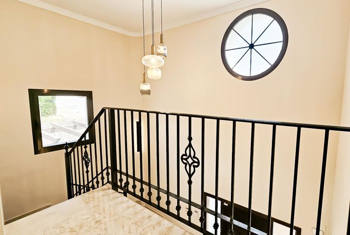 Image No.26-3 Bed Property for sale