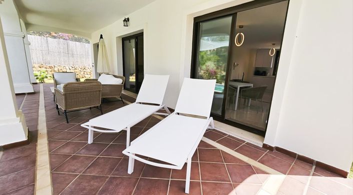Image No.56-3 Bed Property for sale