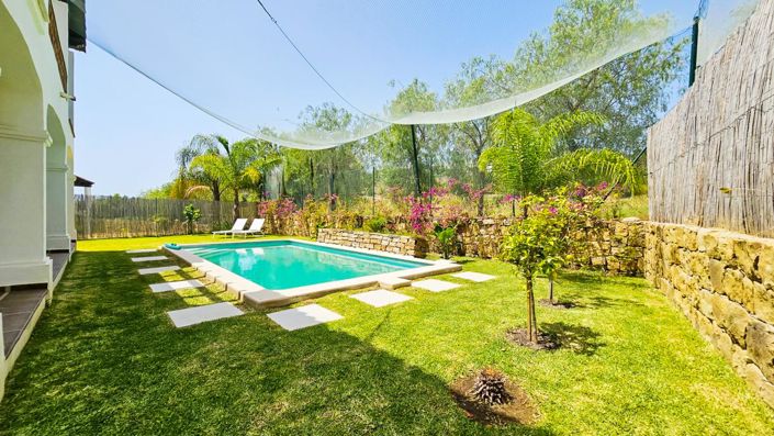 Image No.60-3 Bed Property for sale