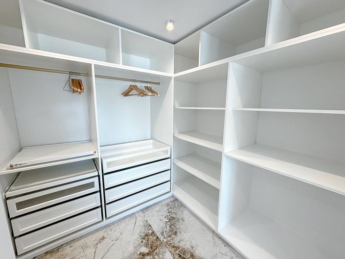 Image No.39-2 Bed Property for sale
