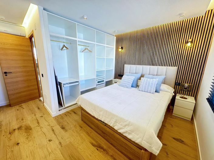 Image No.41-2 Bed Property for sale