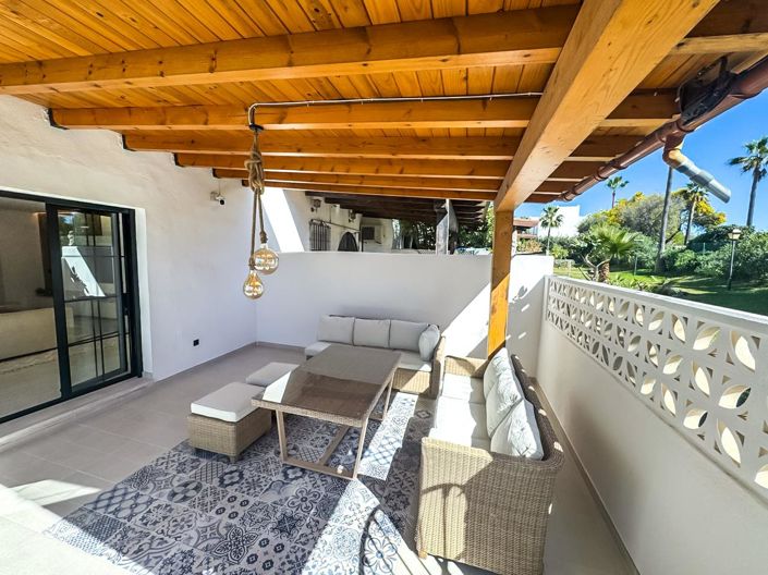 Image No.6-2 Bed Property for sale