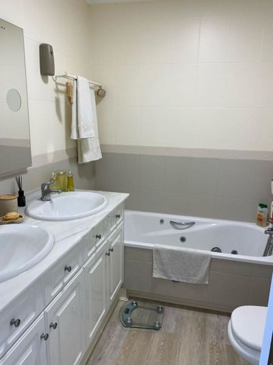 Image No.15-2 Bed Property for sale